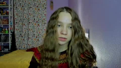 Leslie online show from October 2025 09:26:02 PM