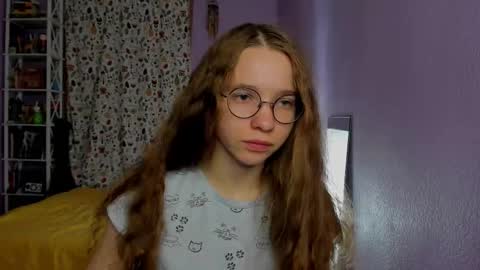 Leslie online show from October 2025 12:29:01 AM