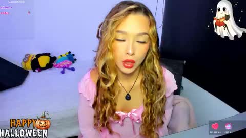 your_little_ online show from October 2025 11:00:01 AM