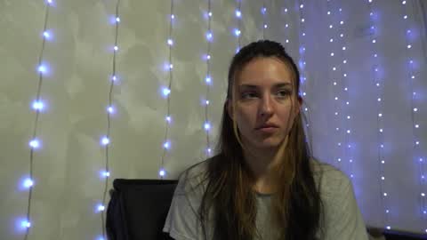 Meri  online show from January 2026 09:39:02 PM