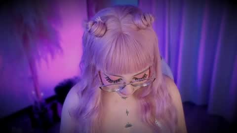 Cami independent model online show from April 2026 06:52:01 AM