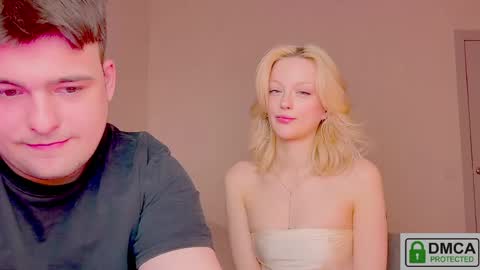 your_molly_mark online show from April 2026 08:54:02 PM