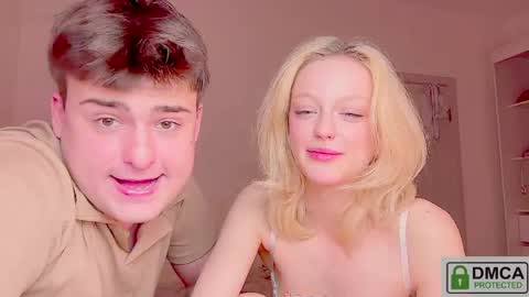 your_molly_mark online show from May 2026 11:01:04 PM