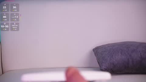 Snapshot of your_naughtytrans chatting on November 2025 12:33:01 AM SASKYA VALERIA online show from November 2025 12:33:01 AM