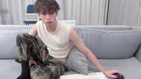 your_shy_guy online show from January 2025 05:16:01 AM