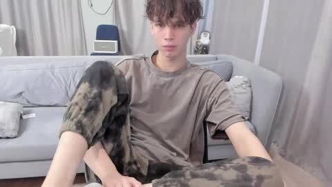 your_shy_guy online show from February 2025 02:15:02 PM