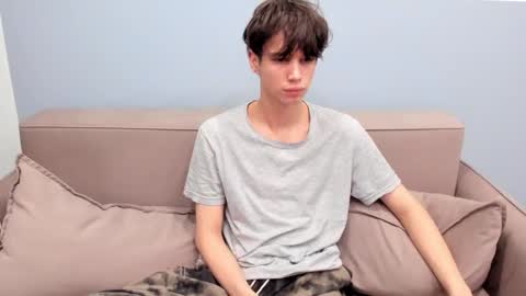 Snapshot of your_shy_guy chatting on November 2025 05:27:02 AM your_shy_guy online show from November 2025 05:27:02 AM