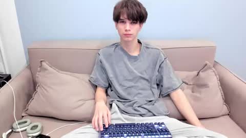 Snapshot of your_shy_guy chatting on February 2026 07:36:02 PM your_shy_guy online show from February 2026 07:36:02 PM