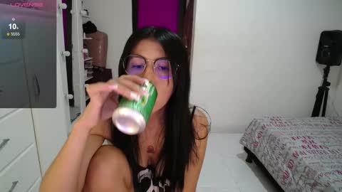 Danna  online show from February 2025 04:52:02 AM