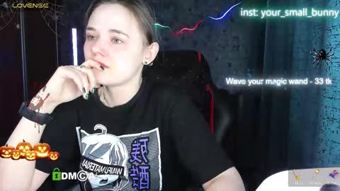 Molly online show from November 2025 02:03:02 AM