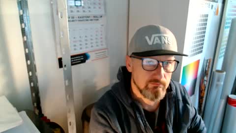 your_tipie online show from October 2025 07:52:01 AM