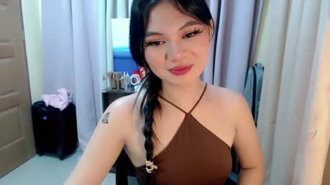 Snapshot of yourangelictransgirl chatting on December 2024 05:00:01 AM Hi its me Yna online show from December 2024 05:00:01 AM