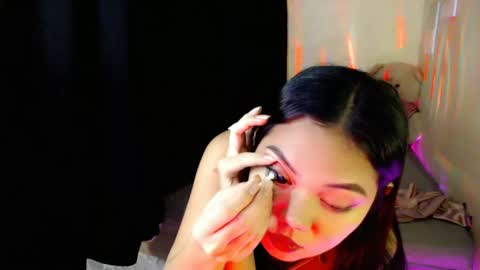 Snapshot of yourangelictransgirl chatting on December 2024 06:02:02 AM Hi its me Yna online show from December 2024 06:02:02 AM