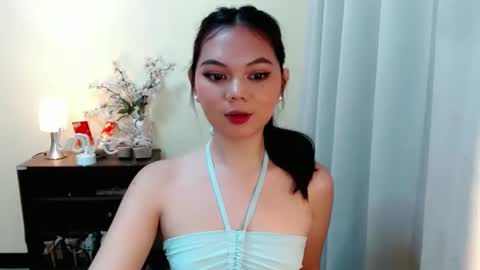 Snapshot of yourangelictransgirl chatting on February 2025 09:58:02 AM Hi its me Yna online show from February 2025 09:58:02 AM