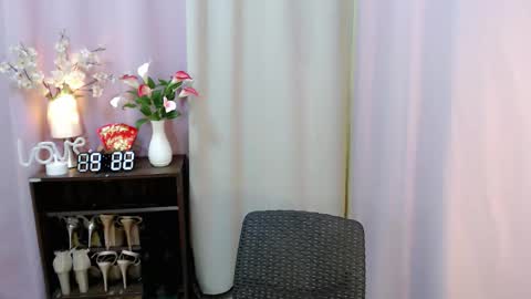 Snapshot of yourangelictransgirl chatting on September 2025 01:22:01 PM Hi its me Yna online show from September 2025 01:22:01 PM