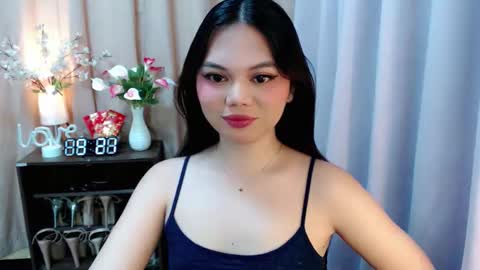 Snapshot of yourangelictransgirl chatting on September 2025 01:27:01 PM Hi its me Yna online show from September 2025 01:27:01 PM