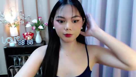 Snapshot of yourangelictransgirl chatting on October 2025 12:56:02 PM Hi its me Yna online show from October 2025 12:56:02 PM