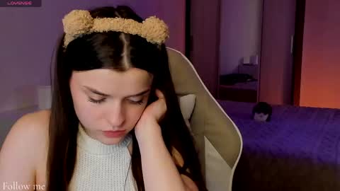 Anikka online show from April 2026 04:13:01 PM