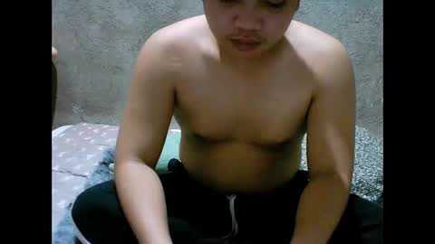 yourasian_lover29 online show from February 2026 01:43:01 PM