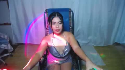 A V A online show from September 2025 03:11:01 PM