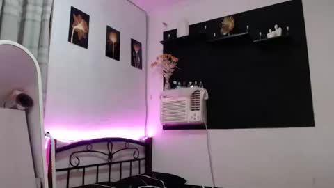 LEXI online show from November 2025 10:59:01 AM