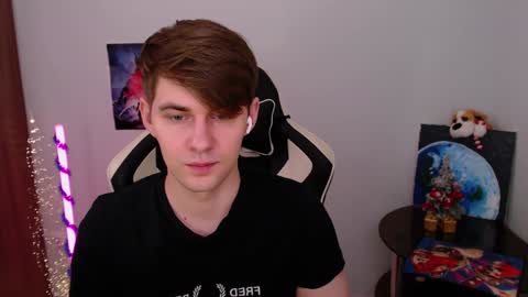 Snapshot of yourbilly chatting on December 2024 04:12:01 AM Billy online show from December 2024 04:12:01 AM