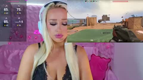 Snapshot of yourblonde_doll chatting on July 2026 08:48:02 PM YourBlondeDoll online show from July 2026 08:48:02 PM