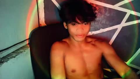 Snapshot of yourboycumrain chatting on June 2026 10:25:02 PM rainy online show from June 2026 10:25:02 PM