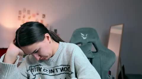 Jessy online show from September 2025 05:53:02 AM