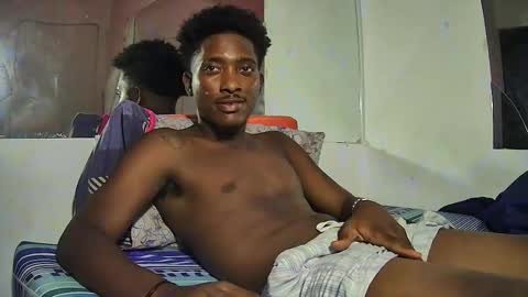 Yourdaddy2005 online show from March 2026 10:15:02 AM