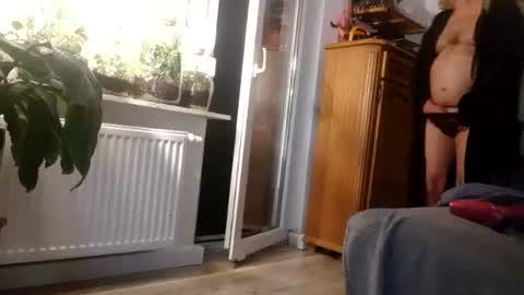 Snapshot of yourdaddyisgeil chatting on November 2025 11:03:01 PM yourdaddyisgeil online show from November 2025 11:03:01 PM