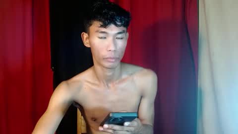 Rence online show from December 2024 05:13:01 PM