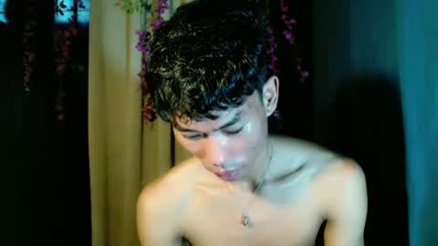 Rence online show from December 2024 06:03:02 AM