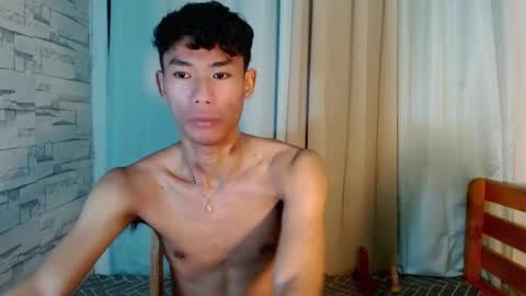 Rence online show from December 2024 05:13:01 PM
