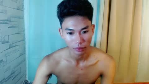 Rence online show from February 2025 09:27:02 PM