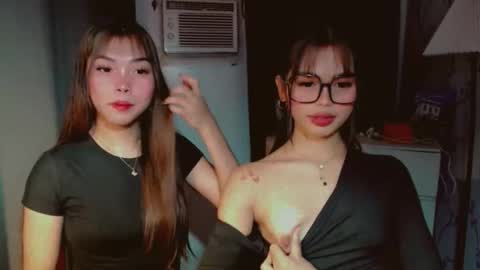 Snapshot of yourfavoratesunshine chatting on January 2026 10:19:02 AM Sunshine online show from January 2026 10:19:02 AM