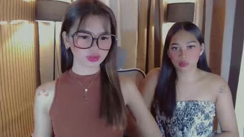 Snapshot of yourfavoratesunshine chatting on February 2026 11:25:01 AM Sunshine online show from February 2026 11:25:01 AM