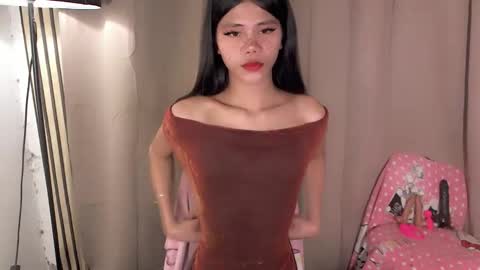 Vivian online show from April 2026 10:33:02 PM