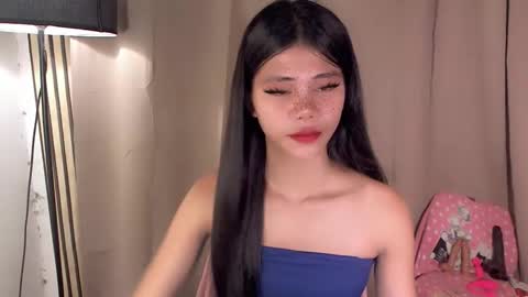 Vivian online show from April 2026 02:51:02 AM