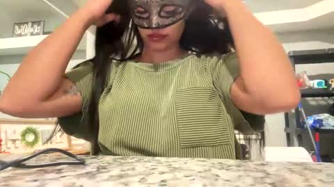 yourfavoritex3 online show from October 2025 09:42:02 AM