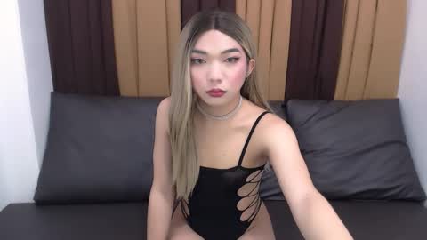 Goddess Yoshi online show from February 2025 05:44:02 AM