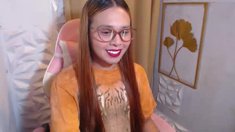 Snapshot of yourhornywife069 chatting on November 2025 07:07:01 AM ANASTASIA STEELE online show from November 2025 07:07:01 AM