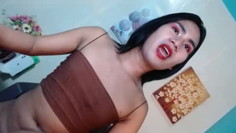 Snapshot of yourhottie_winxxx chatting on January 2025 08:33:02 PM Mauie online show from January 2025 08:33:02 PM