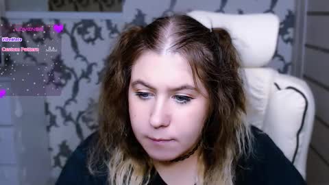 Karma online show from October 2025 05:59:02 PM