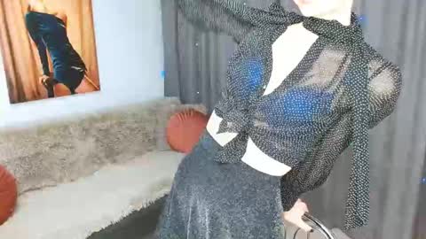 Snapshot of yourladysunshine chatting on January 2025 07:57:01 AM Ksyusha online show from January 2025 07:57:01 AM