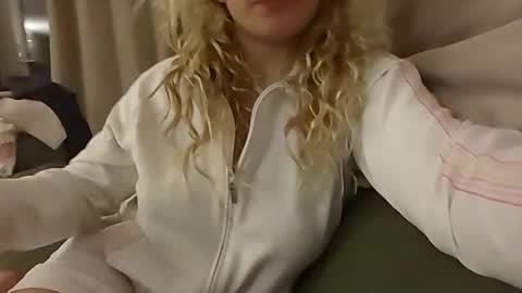 yourlittlegoddess online show from March 2026 07:54:01 PM