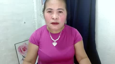 Snapshot of yourlove_regine chatting on September 2025 01:09:01 AM Regine online show from September 2025 01:09:01 AM