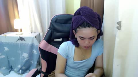 your lovely Dina online show from January 2025 01:52:01 AM