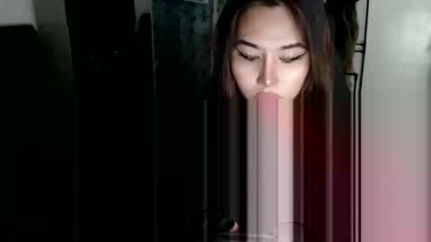 tifanny online show from November 2025 05:52:01 AM