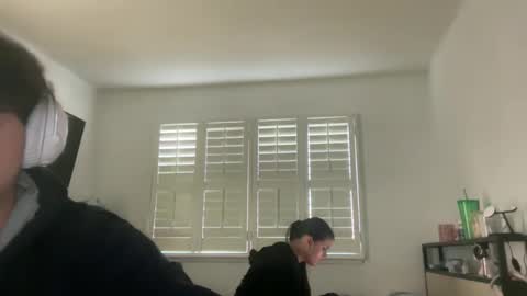 yourmila1 online show from February 2026 10:00:02 PM